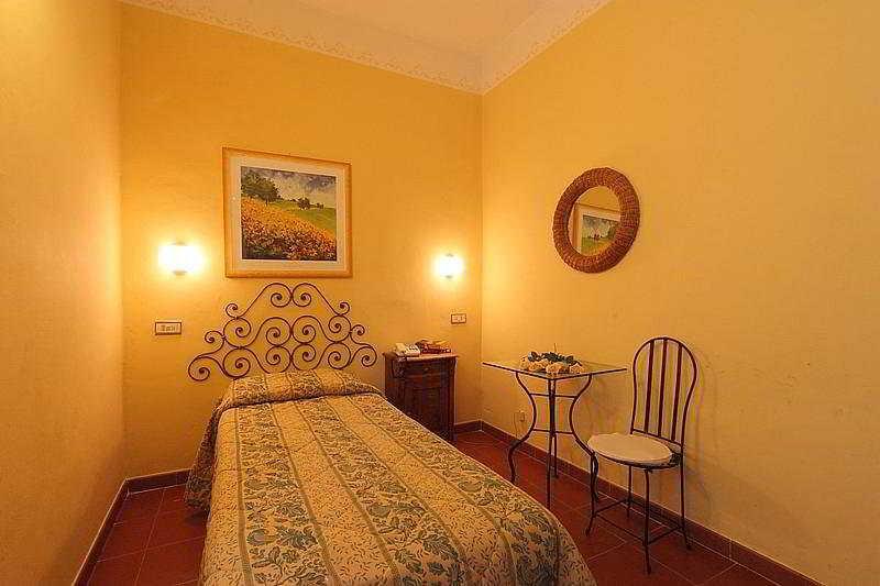Hotel Genesi Флоренция Екстериор снимка